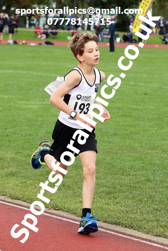 800 metres, NECAA Open Meeting, Morpeth, Sunday, October 18th. David T. Hewitson/Sports for All Pics